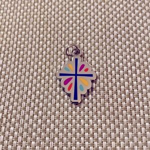 Cross pendant